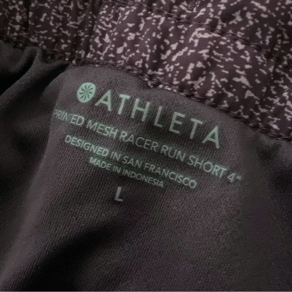 Athleta Mesh Racer Run Shorts Sz L Printed 4" Purple Activewear Athletic - Picture 8 of 9
